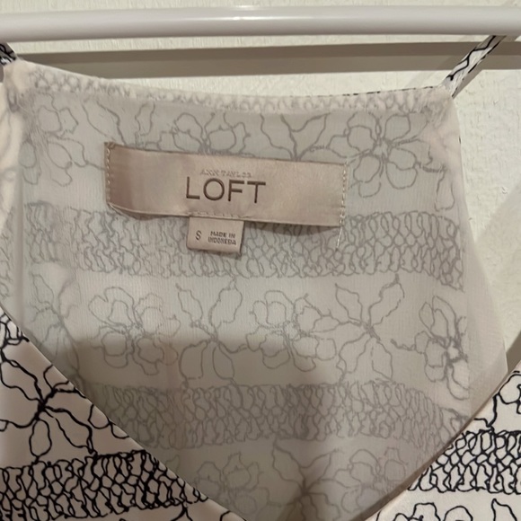 DONATED! Loft floral tank. Size small - Picture 2 of 2
